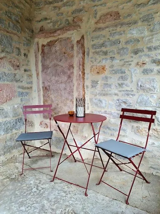 Ferienhaus Authentique Maison Du Quercy Varaire
